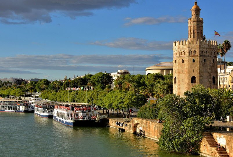 Torre del Olivar, Spain
